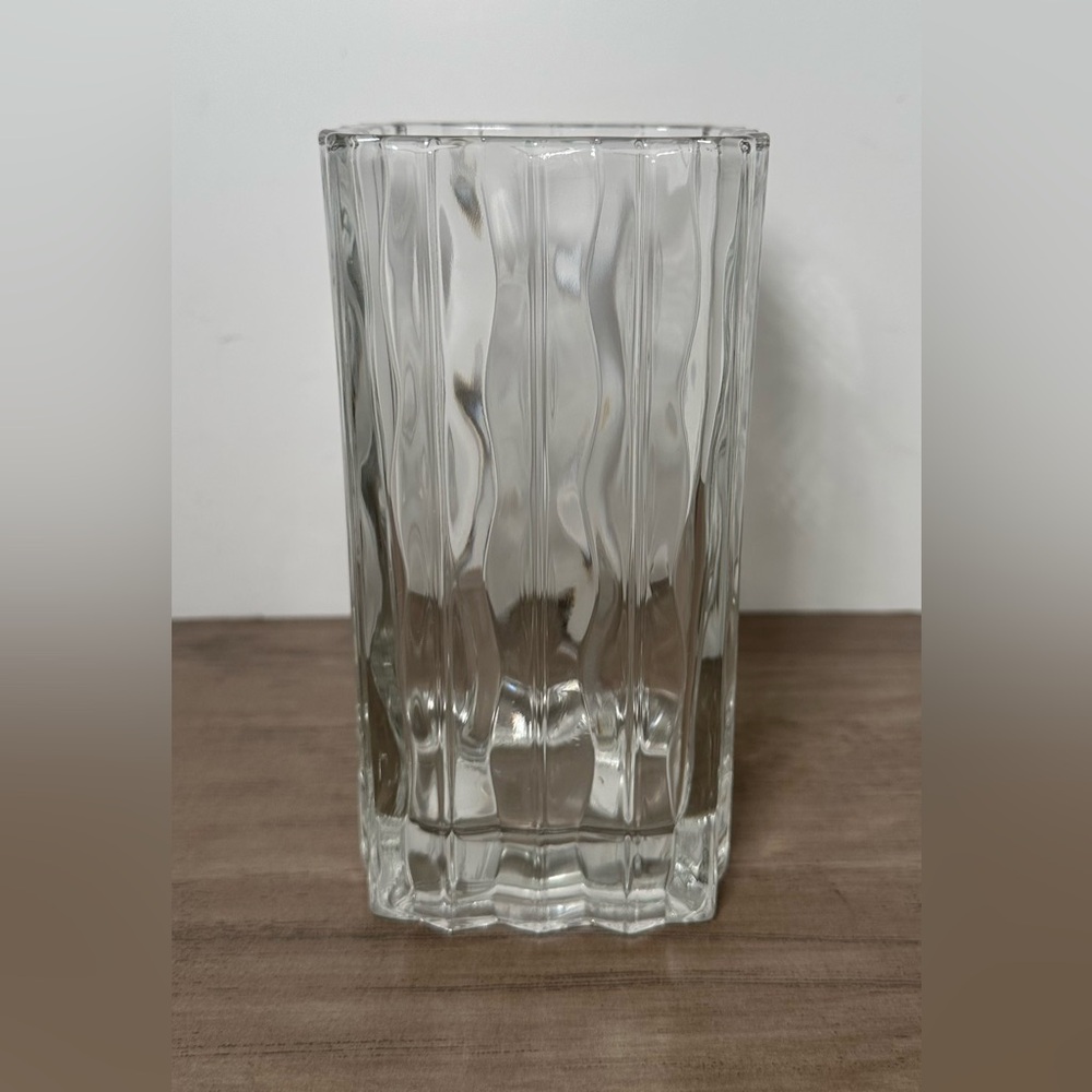 Vintage Luay Signed Wave Pattern‎ Tall Heavy Square Glass Vase.